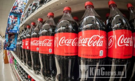“Coca-Cola” компани жилд 3 сая тонн хуванцар сав үйлдвэрлэдэг