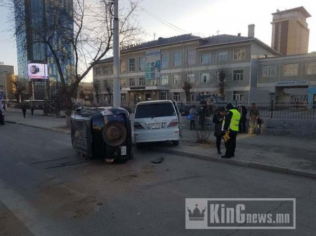 Согтуу жолооч осол гаргаж дөрвөн сартай хүүхэд гэмтжээ