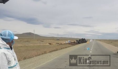 Мод ачиж явсан камаз маркийн машин осолджээ