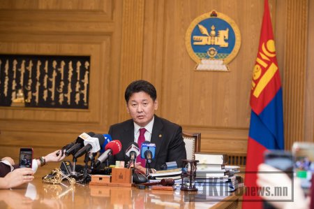 У.Хүрэлсүх: Хил нээхгүй. Хэзээ нээхийг би бас хэлж мэдэхгүй байна