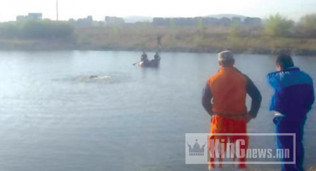 “Хүүхдүүдийн минь нэг нь ч болтугай амьд байгаасай гэж залбирсан”