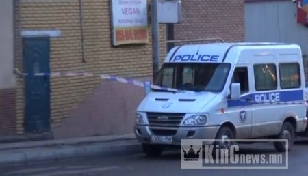 АНХААР: 3 сартай үрээ тэврэн 6 давхраас унасан эмэгтэй амь насаа алджээ 