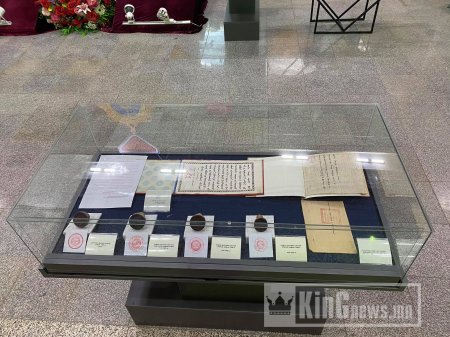 “Зэвсэгт хүчин-100 жил” үзэсгэлэн нээгдлээ
