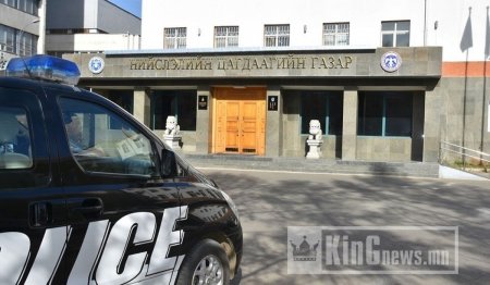 Автомашин хулгайлан унаж явсан 14 настай хүүхдийг саатуулжээ 