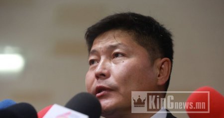 ХЗДХ-ийн сайд Х.Нямбаатар сэтгүүлчдээс уучлал гуйв